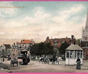 1635 - GREAT BRITAIN - VINTAGE POSTCARD  - Norwich, Tombland