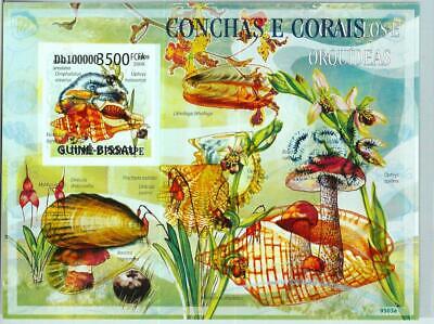 A0831 - GUINEA-BISSAU  - ERROR, 2009  IMPERF SHEET:  Orchids MUSHROOMS  shells