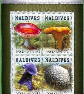 A2138 - MALDIVES - ERROR: MISPERF, Miniature Sheet - 2018, Mushrooms