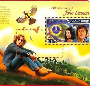 A0946 - MALDIVES - ERROR 2014  MISSPERF SHEET - MUSIC John Lennon Yoko Ono