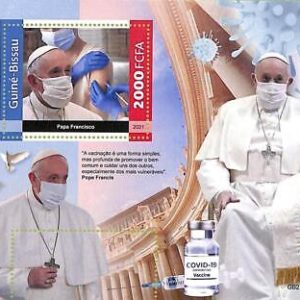 A7908- Guinea-Bissau - ERROR MISPERF  Stamp Sheet -2021 Medicine POPE JPII