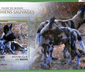 A2412 - NIGER -  ERROR: MISSPERF Stamp Sheet  - 2019 African Wild DOGS