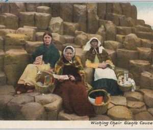 55271 - NORTHERN IRELAND -  Vintage Postcard  CPA  - Giant's Causeway