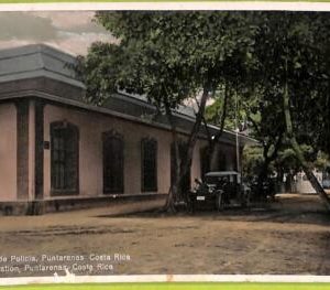 aa6136 - COSTA RICA - Vintage Postcard - Puntarenas - Police station