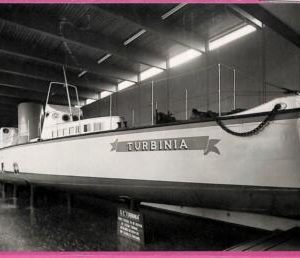 af8053 - GB - VINTAGE POSTCARD Ansichtskarten - Ship  "Turbinia" NAVI