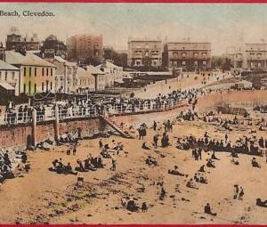ai0077 -  GREAT BRITAIN - VINTAGE POSTCARD - Clevedon, The Beach