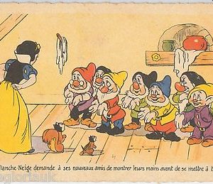 49897  - FRANCE -  VINTAGE  POSTCARD :  Snow White and 7 Dwarfs DISNEY