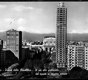 ab1895 - CARTOLINA D'EPOCA - MILANO Città : Piazza della Repubblica