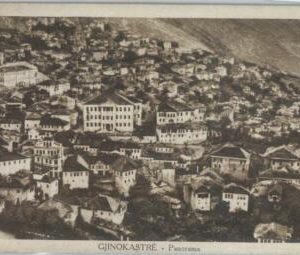79331 - ALBANIA - VINTAGE ethnic POSTCARD :  Gjirokastër  1940