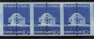 94785d - USA - STAMPS - SC # 1520  MISSPERF Strip of Four - MNH   Architecture