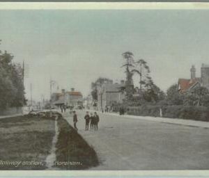 90638  - UNITED KINGDOM - Vintage POSTCARD -  HORSHAM  Sussex