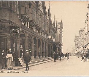 55236  -  GREAT BRITAIN -  VINTAGE POSTCARD :  Chester