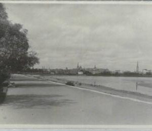 79666 - ESTONIA - VINTAGE   POSTCARD :  Photografic postcard REVAL Tallinn