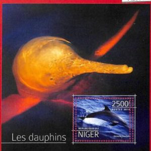 A1390 - Niger - ERROR МISSPERF Stamp sheet - 2014  Dolphins Животные Animals