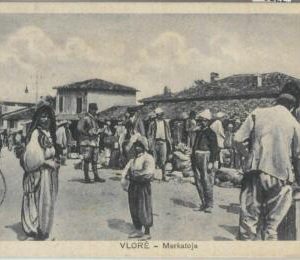 79322 - ALBANIA - VINTAGE POSTCARD :  VALONA Vlora 1936 MARKET