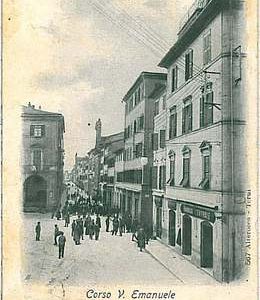 CARTOLINA d'Epoca ANCONA provincia : IESI - Corso V Emanuele