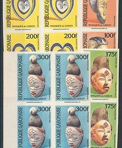 49938    GABON Yvert 729 / 32  IMPERF in blocks of 4 - ART  ETHNIC 1992