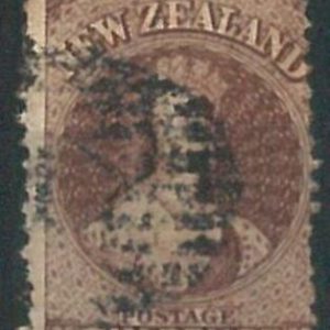 70496d -  NEW ZEALAND - STAMPS - Stanley Gibbons #  122a  -    USED