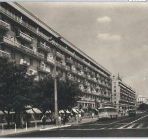 66248 - POLAND  - VINTAGE collectable POSTCARD: Warszawa WARSAW 1964
