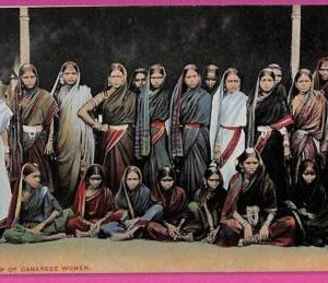 ag3742 - INDIA - VINTAGE POSTCARD - A group of Canarese women