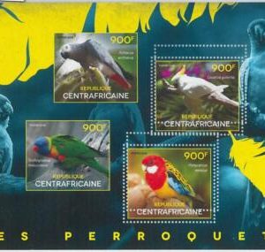 869 - CENTRAL AFRICAN - ERROR - MISSPERF Stamp sheet  2014  Parrots BIRDS