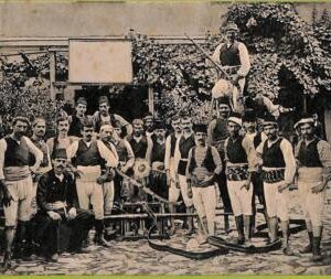 ad1495 - TURKEY - VINTAGE POSTCARD  - Irregular firefighters