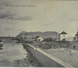 92327 - GIBRALTAR - VINTAGE   POSTCARD -  ROCK from ALGECIRAS