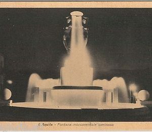 60458  - CARTOLINA d'Epoca - L'AQUILA città :    FONTANA LUMINOSA