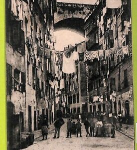 aa9238- CARTOLINA D'EPOCA  GENOVA Città : Via Madre di Dio e Porte di Carignano