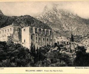 ac9519 - CYPRUS -  VINTAGE POSTCARD -  Bellapais Abbey