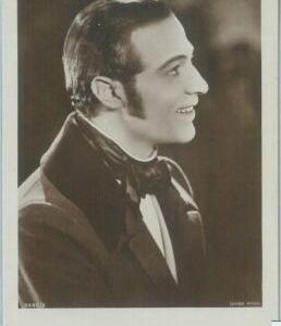 78957 - VINTAGE POSTCARD - CINEMA: Rodolfo Valentino