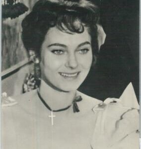 78919 VINTAGE POSTCARD - CINEMA: Marta Toren
