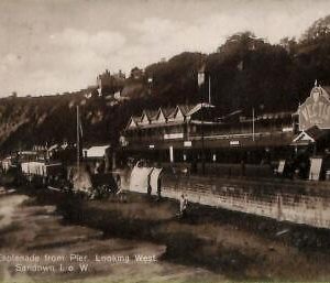 ac4769 - GB  -  VINTAGE POSTCARD: Isle of Wight - 1930