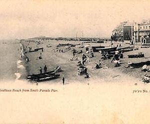 ac5077 - GB  -  VINTAGE POSTCARD: Southsea Beach  South Parade Pier  CORNWALL