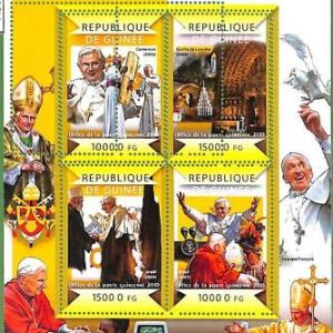 A0619 - GUINEA -  Stamp Sheet   ERROR MISSPERF 2015 people religion POPE