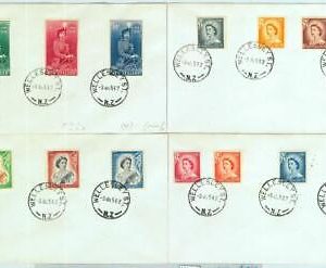 BK0349 - NEW ZEALAND - Postal History - set of 4 FDC COVERS 1954 - ROYALTY