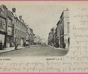 1663 - GREAT BRITAIN - VINTAGE POSTCARD  - Newport I.O.W., High street