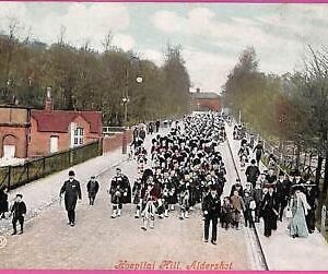 1661 - GREAT BRITAIN - VINTAGE POSTCARD  - Aldershot, Hospital Hill