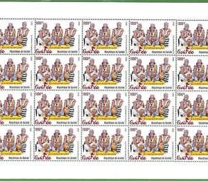 B1913 - GUINEE - Stamp Sheet - 2023 - Costumes