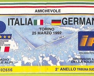 C1789- Vecchio BIGLIETTO PARTITA CALCIO 1992 ITALIA VS GERMANIA