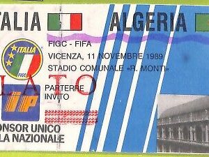 C1814- Vecchio BIGLIETTO PARTITA CALCIO 1989 ITALIA VS ALGERIA