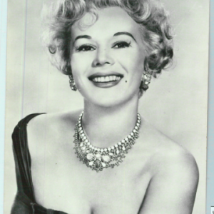95623  - VINTAGE POSTCARD - CINEMA Actress : EVA GABOR
