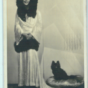 95628  - VINTAGE POSTCARD - CINEMA Actress :  DINA GALLI  1931