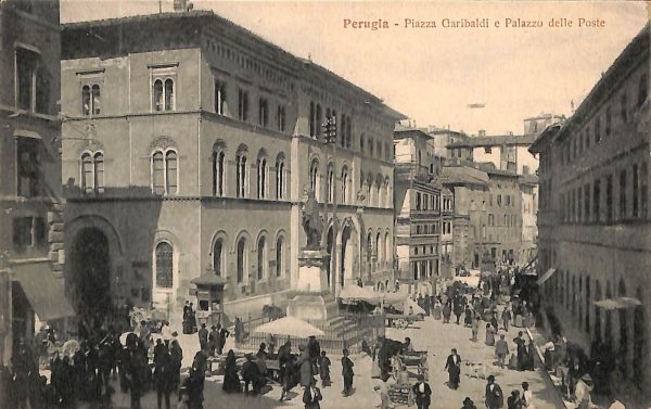ab8973 - CARTOLINA  D'EPOCA - Perugia Città - Piazza Garibaldi