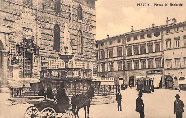 ab8993 - CARTOLINA  D'EPOCA - Perugia Città - Piazza Municipio