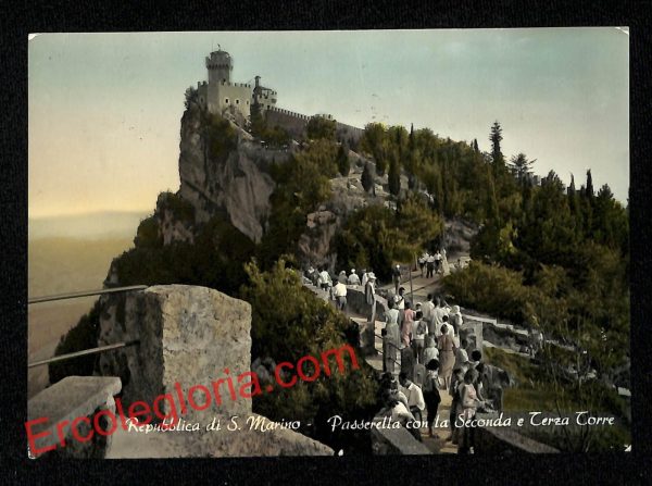 ai4698 - CARTOLINA D'EPOCA - San Marino- Passerella con la Seconda e Terza Torre