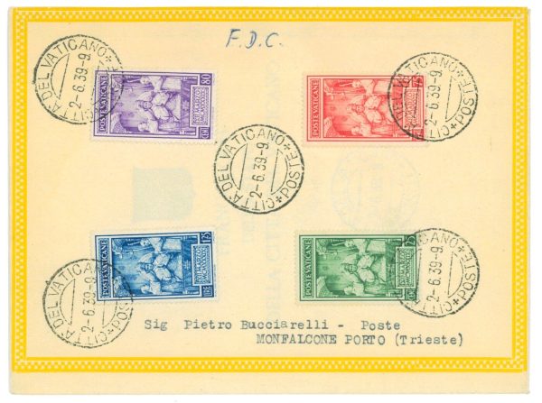 P3317 - VATICANO, SASS 68/71 SU FOLDER FDC.