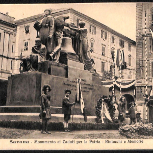 ab7022  -  CARTOLINA  D'EPOCA - Savona Città - Monumento ai Caduti per la Patria