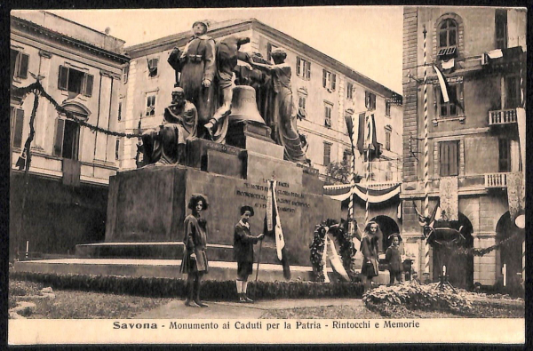 ab7022  -  CARTOLINA  D'EPOCA - Savona Città - Monumento ai Caduti per la Patria