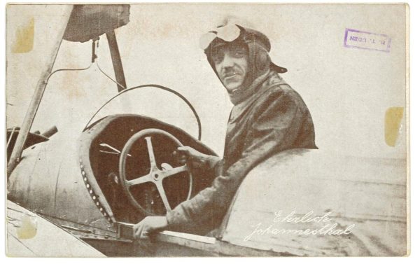 P3579 - AIRMAIL , SPECIAL GLIDING HAND CANCELLATION . WIEN 13.10.1923, - immagine 2